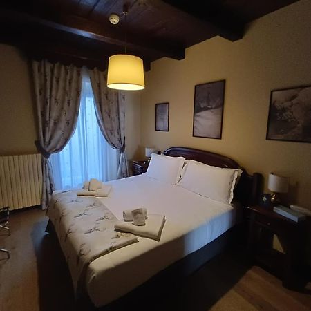 Hotel Jumeaux Breuil-Cervinia Bagian luar foto