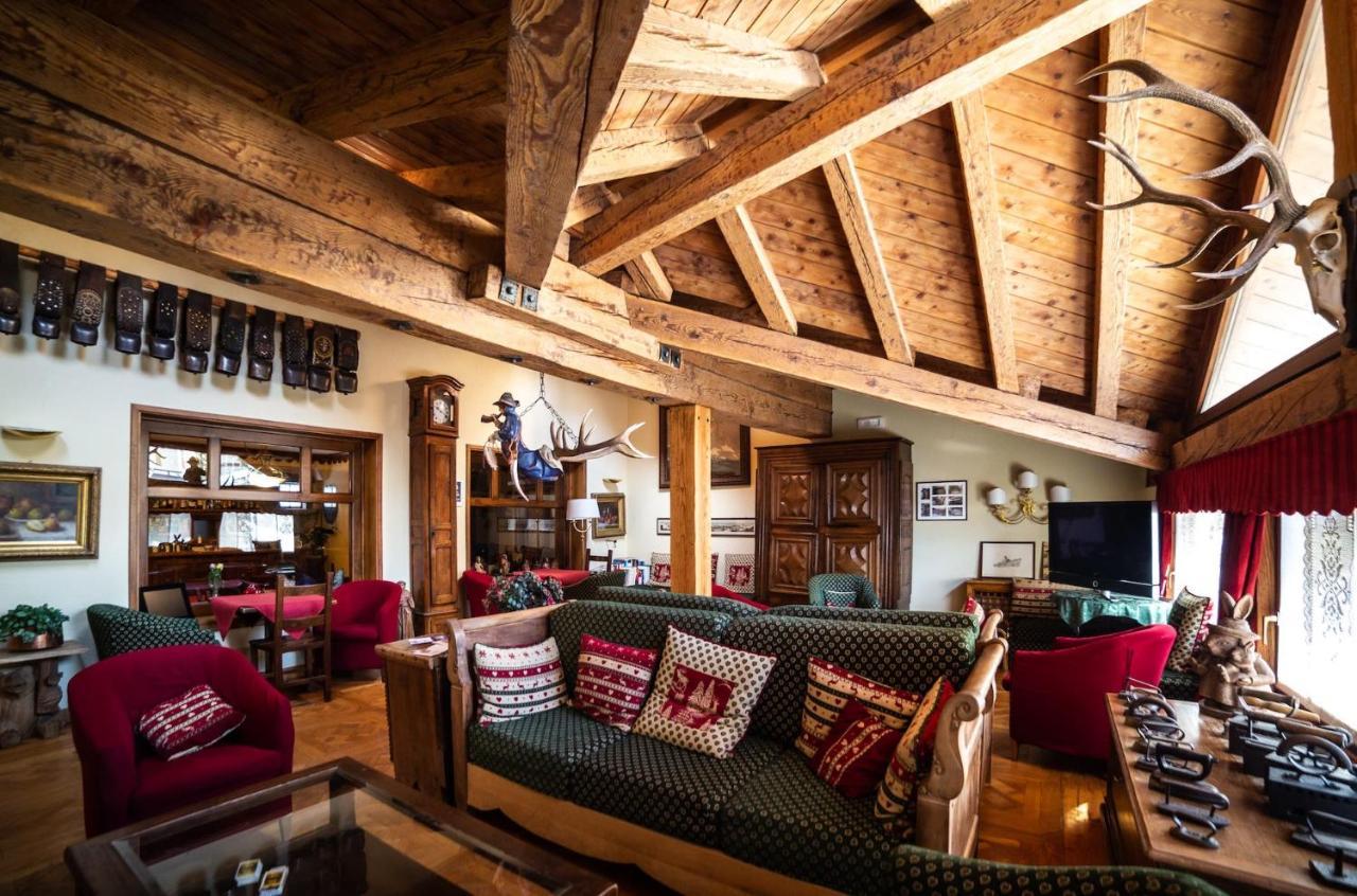 Hotel Jumeaux Breuil-Cervinia Bagian luar foto
