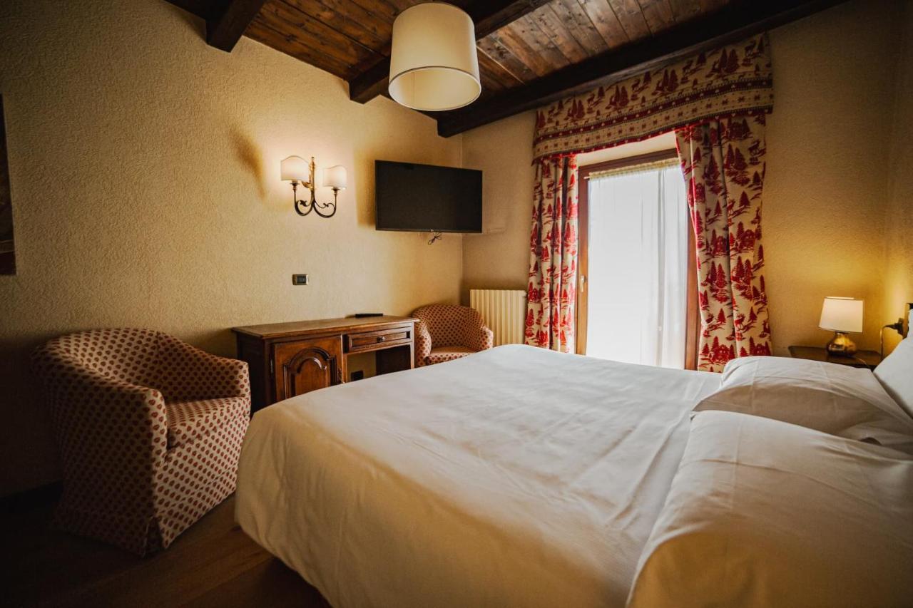 Hotel Jumeaux Breuil-Cervinia Bagian luar foto
