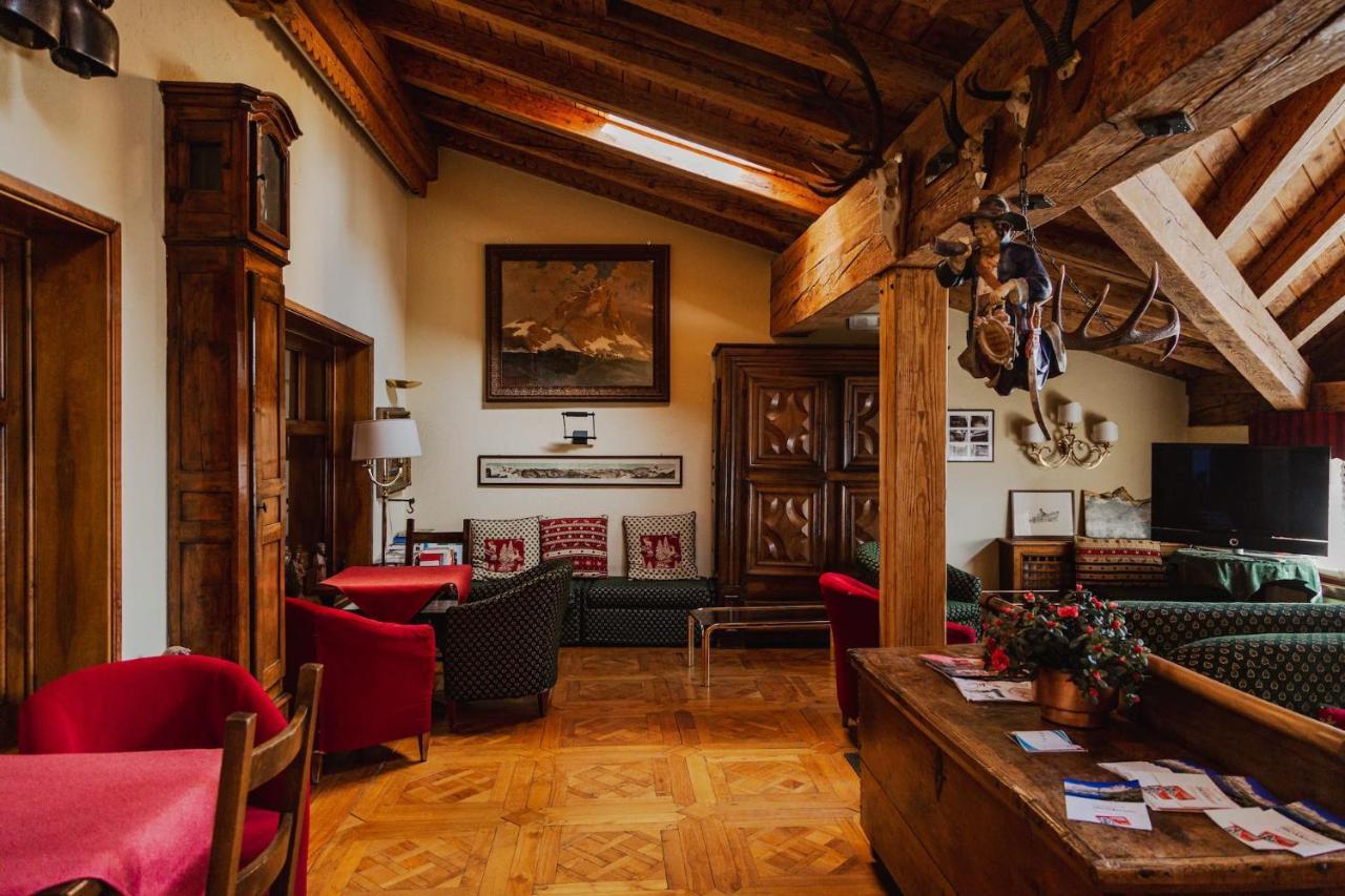 Hotel Jumeaux Breuil-Cervinia Bagian luar foto