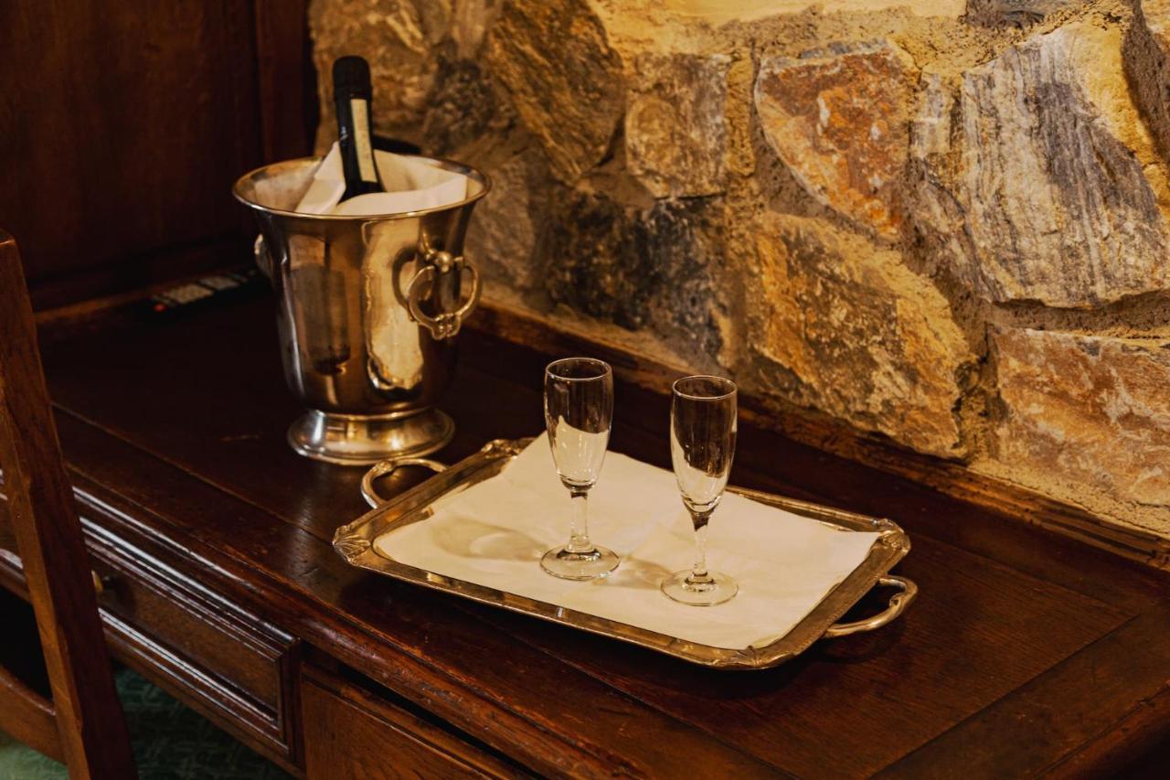 Hotel Jumeaux Breuil-Cervinia Bagian luar foto