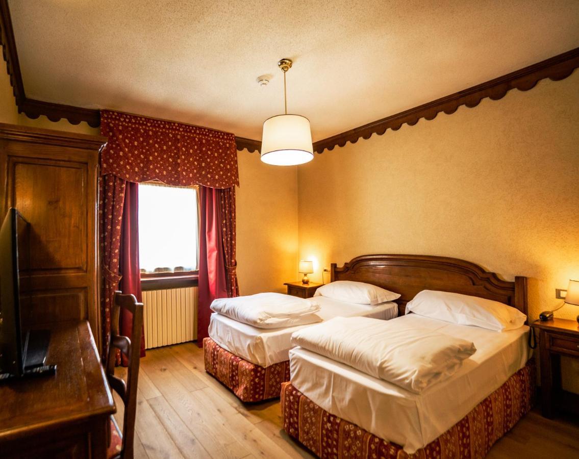 Hotel Jumeaux Breuil-Cervinia Bagian luar foto