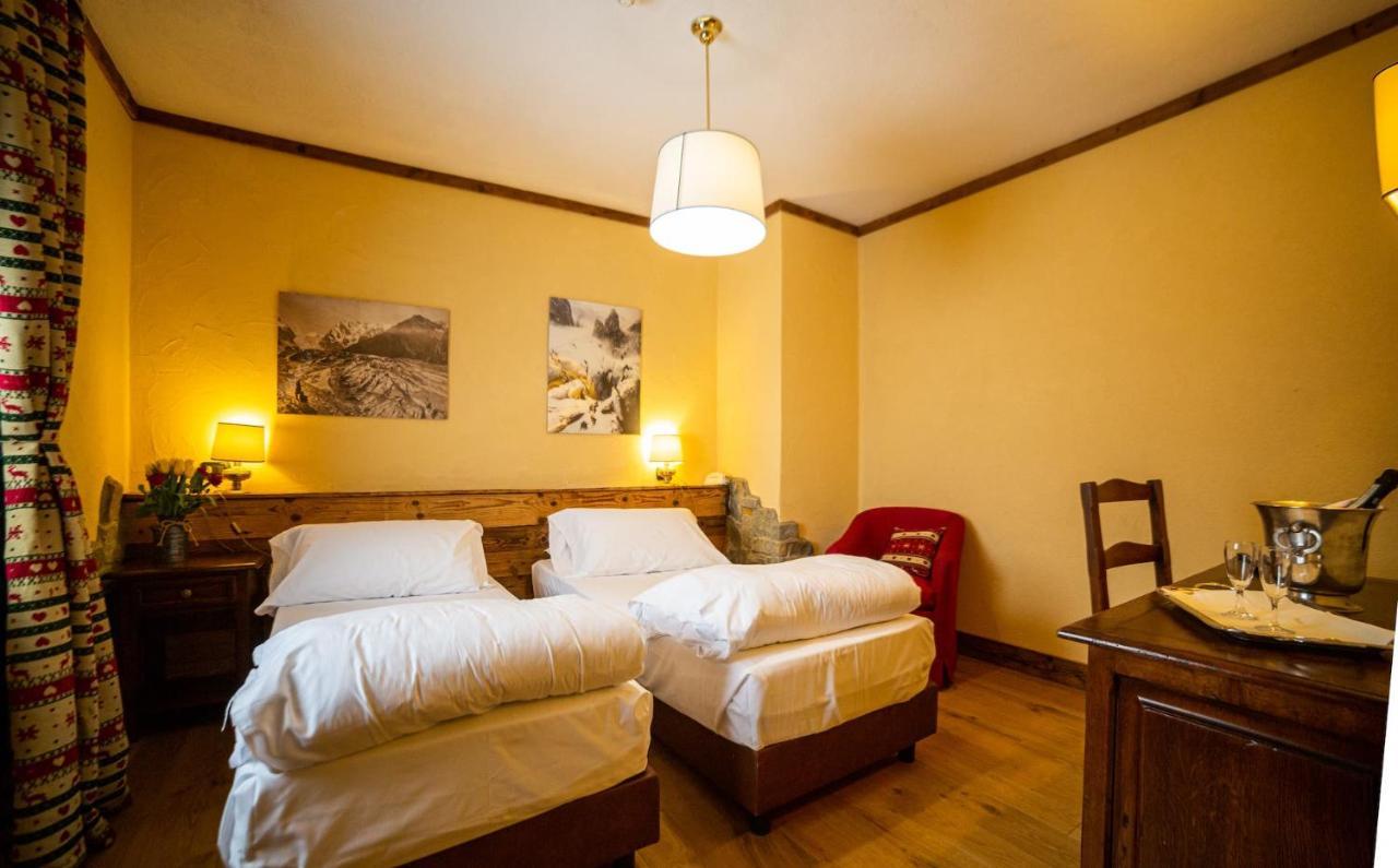 Hotel Jumeaux Breuil-Cervinia Bagian luar foto