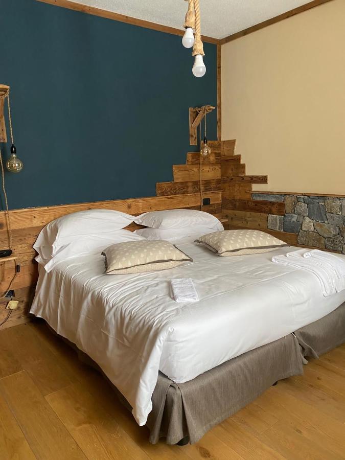 Hotel Jumeaux Breuil-Cervinia Bagian luar foto