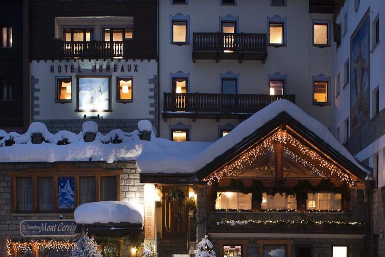 Hotel Jumeaux Breuil-Cervinia Bagian luar foto