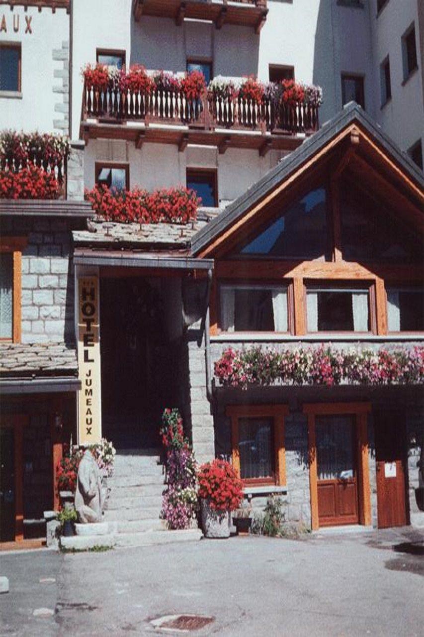 Hotel Jumeaux Breuil-Cervinia Bagian luar foto
