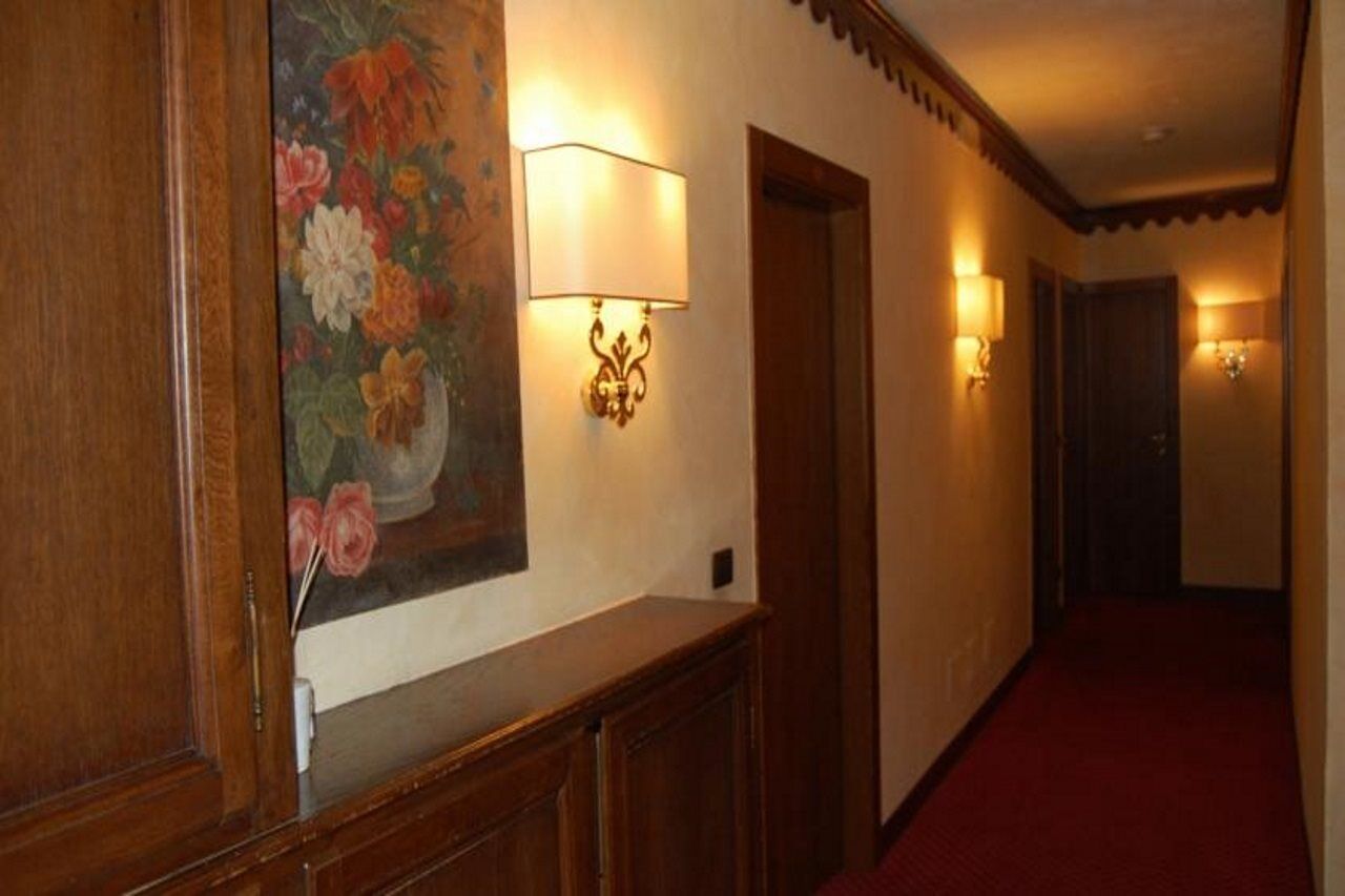 Hotel Jumeaux Breuil-Cervinia Bagian luar foto
