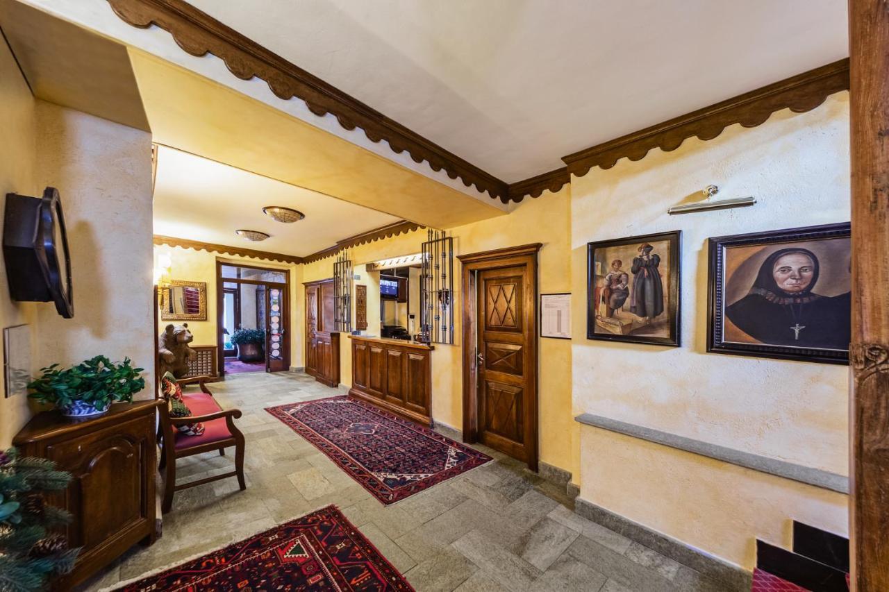 Hotel Jumeaux Breuil-Cervinia Bagian luar foto